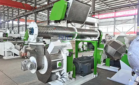 Гранулятор корма для КРС